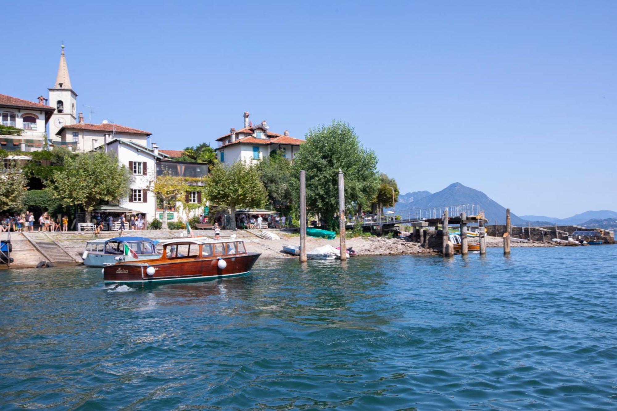 Pandora Lake View Stresa - Happy Rentals エクステリア 写真