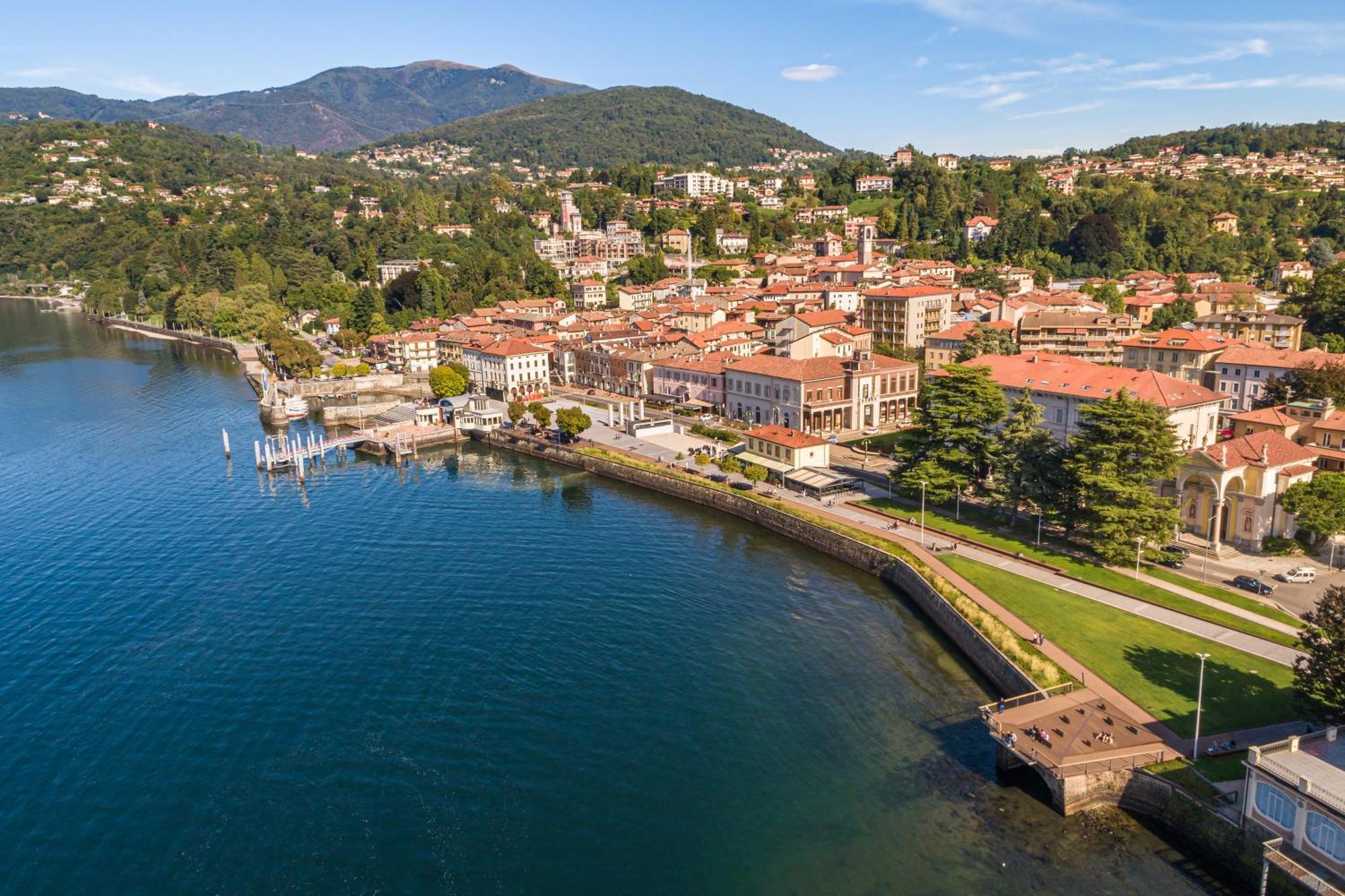 Pandora Lake View Stresa - Happy Rentals エクステリア 写真