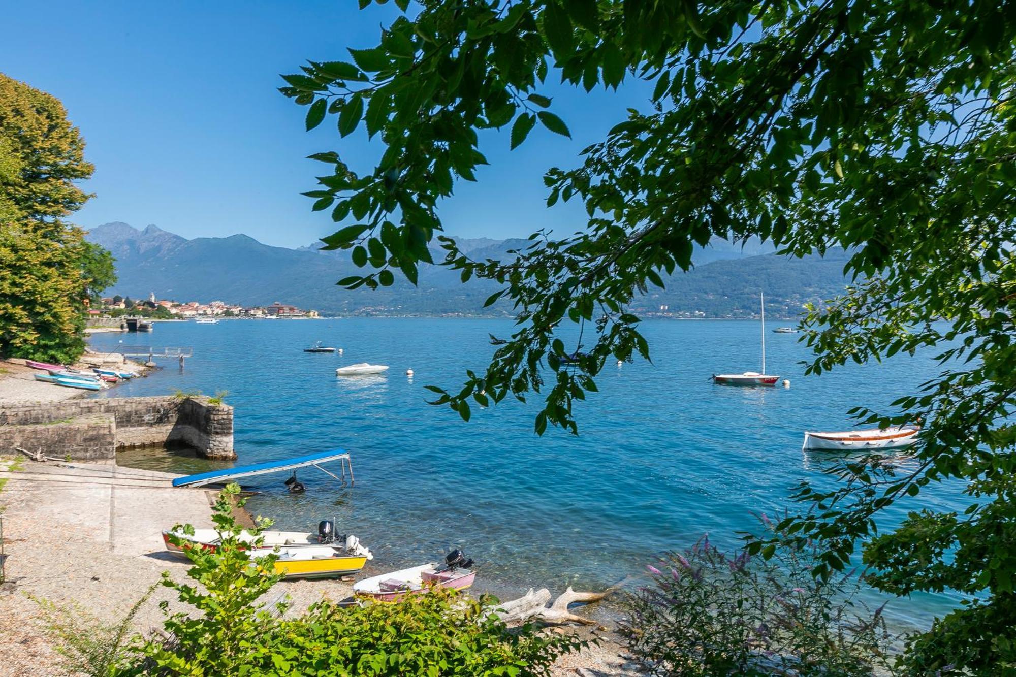 Pandora Lake View Stresa - Happy Rentals エクステリア 写真