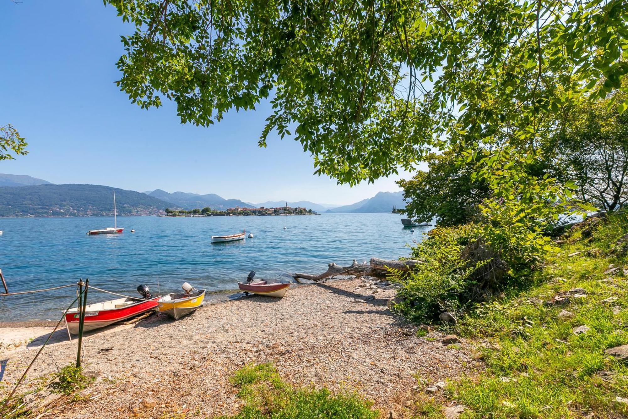 Pandora Lake View Stresa - Happy Rentals エクステリア 写真